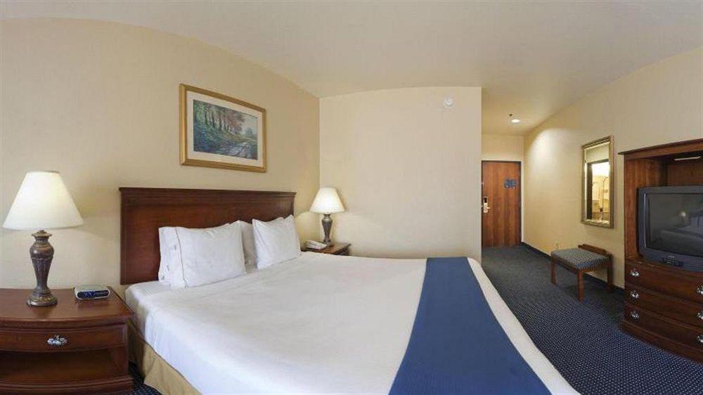 Holiday Inn Express Hotels & Suites Mountain Home By Ihg Esterno foto