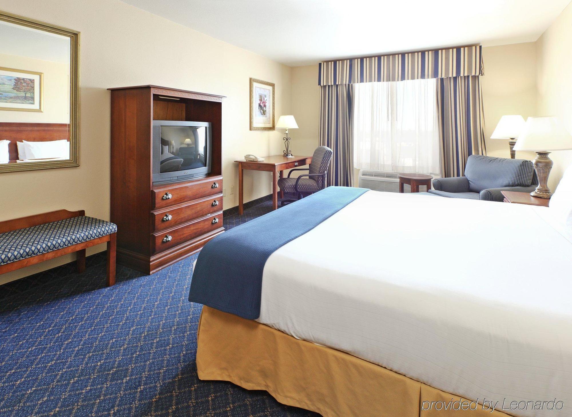 Holiday Inn Express Hotels & Suites Mountain Home By Ihg Camera foto