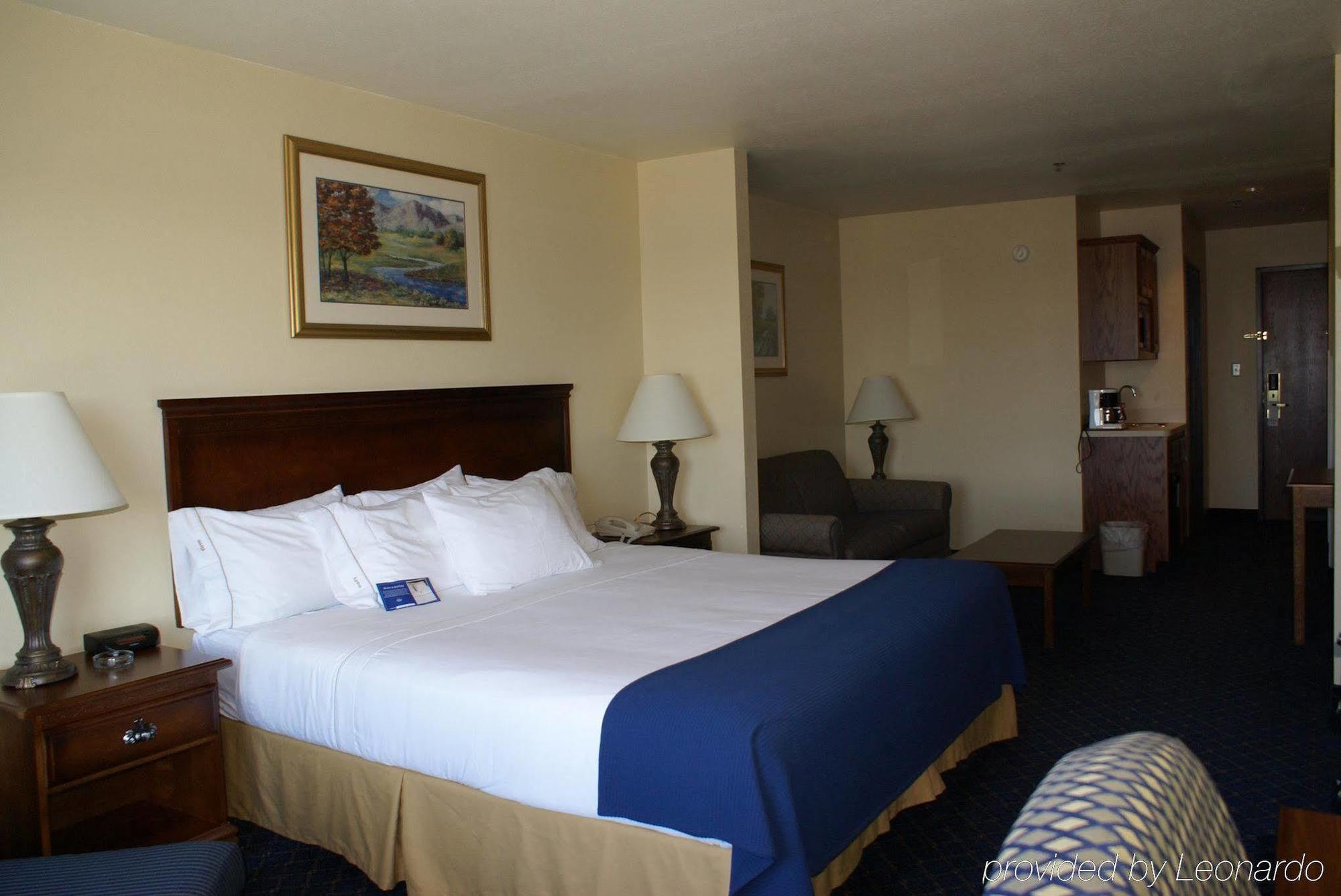 Holiday Inn Express Hotels & Suites Mountain Home By Ihg Camera foto