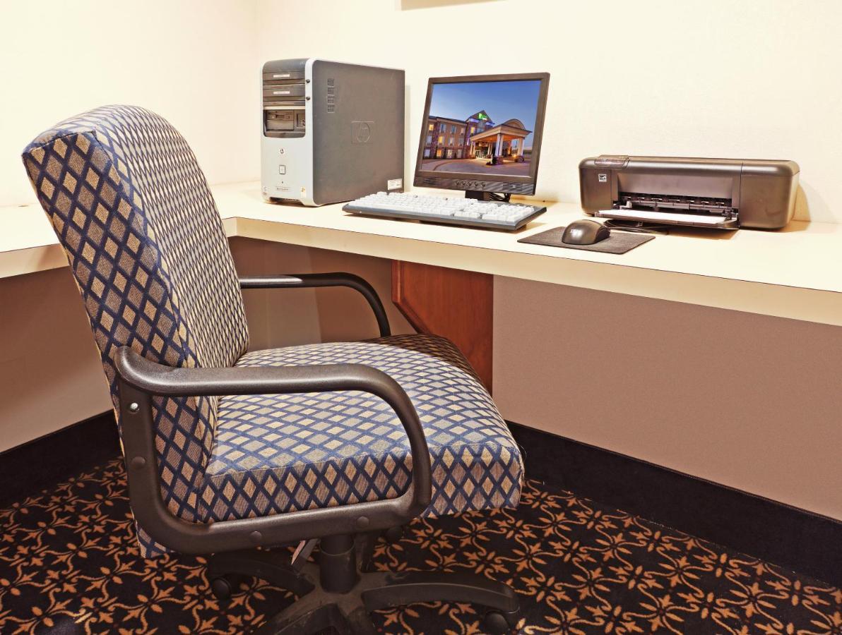 Holiday Inn Express Hotels & Suites Mountain Home By Ihg Esterno foto